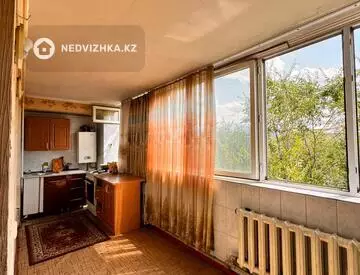 3-комнатная квартира, этаж 5 из 5, 80 м², посуточно