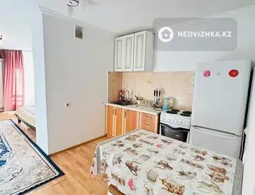 1-комнатная квартира, этаж 12 из 16, 42 м²