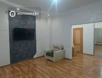 3-комнатная квартира, этаж 14 из 18, 94 м²