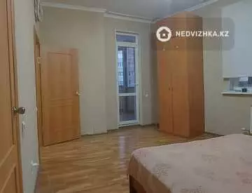 3-комнатная квартира, этаж 14 из 18, 94 м²