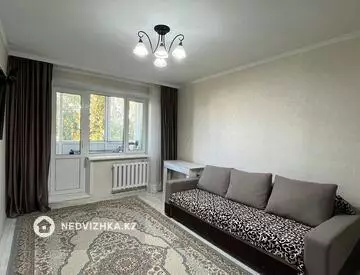 2-комнатная квартира, этаж 3 из 5, 51 м²