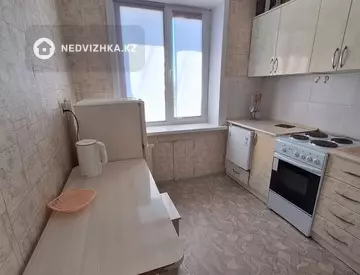 1-комнатная квартира, этаж 4 из 4, 40 м², посуточно