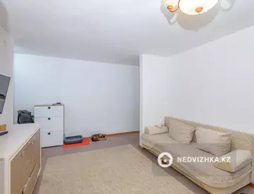 3-комнатная квартира, этаж 1 из 5, 56 м²