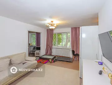 3-комнатная квартира, этаж 1 из 5, 56 м²