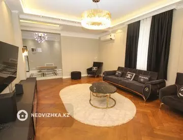 3-комнатная квартира, этаж 12 из 14, 147 м²