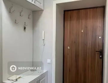 1-комнатная квартира, этаж 5 из 5, 30 м²