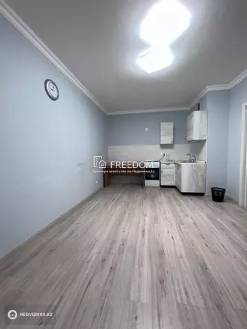 64 м², 3-комнатная квартира, этаж 3 из 12, 64 м², изображение - 2