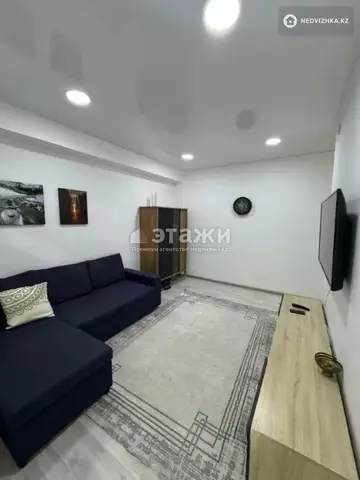 1-комнатная квартира, этаж 3 из 12, 57 м²