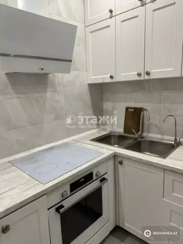 1-комнатная квартира, этаж 11 из 15, 50 м²