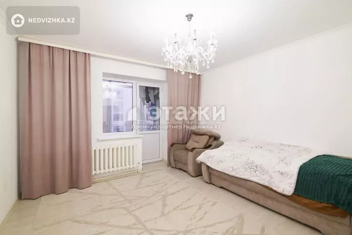 64 м², 2-комнатная квартира, этаж 3 из 9, 64 м², изображение - 1