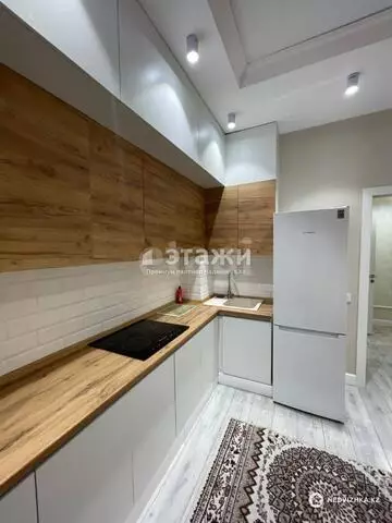 1-комнатная квартира, этаж 4 из 10, 48 м²