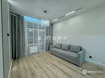 2-комнатная квартира, этаж 7 из 12, 38 м²