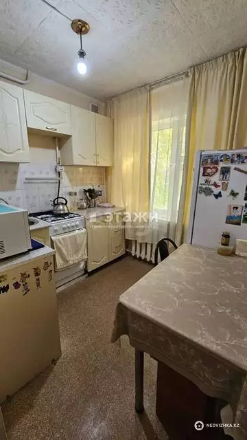 3-комнатная квартира, этаж 1 из 5, 55 м²