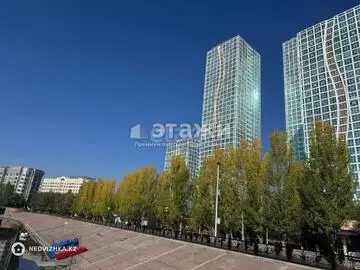 2-комнатная квартира, этаж 28 из 42, 83 м²