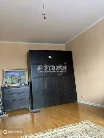 1-комнатная квартира, этаж 3 из 5, 45 м²