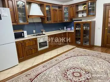 3-комнатная квартира, этаж 7 из 9, 110 м²