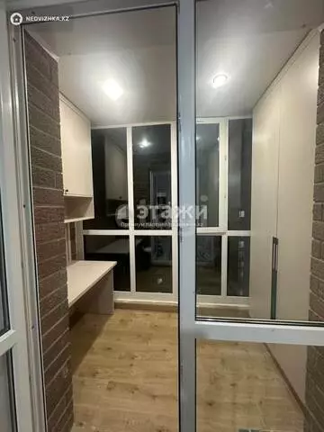 1-комнатная квартира, этаж 11 из 12, 38 м²