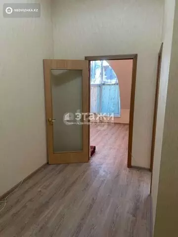 1-комнатная квартира, этаж 10 из 10, 52 м²