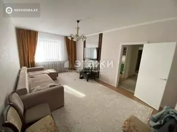 2-комнатная квартира, этаж 4 из 10, 67 м²
