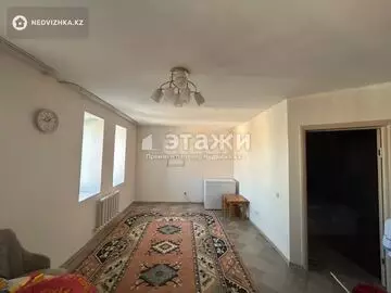 2-комнатная квартира, этаж 10 из 10, 43 м²