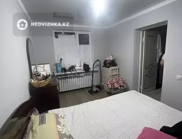 4-комнатная квартира, этаж 1 из 2, 80 м²