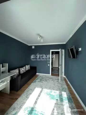 2-комнатная квартира, этаж 9 из 9, 39 м²