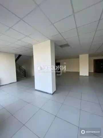 2-комнатная квартира, этаж 2 из 5, 58 м²