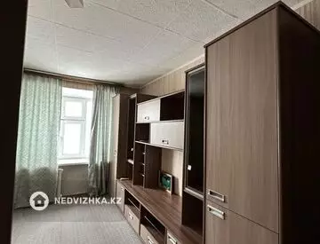 1-комнатная квартира, этаж 3 из 5, 18 м²