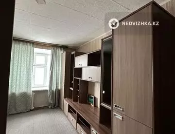 1-комнатная квартира, этаж 3 из 5, 18 м²