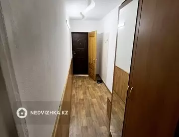 2-комнатная квартира, этаж 1 из 9, 50 м²