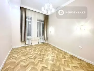 3-комнатная квартира, этаж 2 из 3, 84 м²