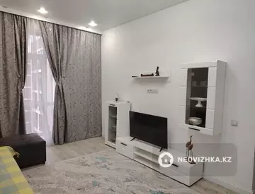 1-комнатная квартира, этаж 8 из 9, 40 м², на длительный срок