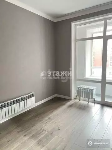 2-комнатная квартира, этаж 4 из 10, 56 м²