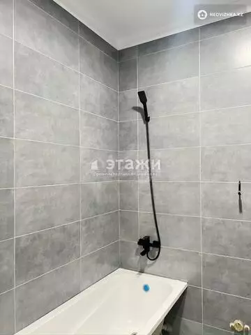 2-комнатная квартира, этаж 4 из 10, 56 м²