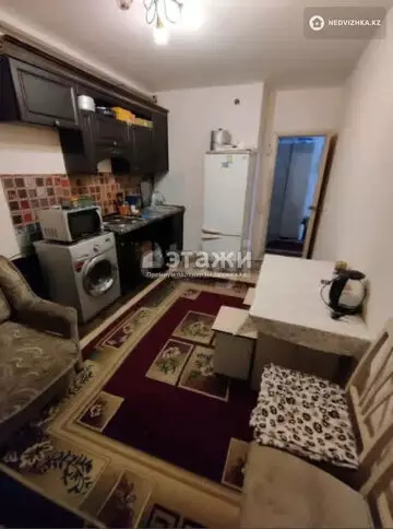 1-комнатная квартира, этаж 1 из 10, 37 м²