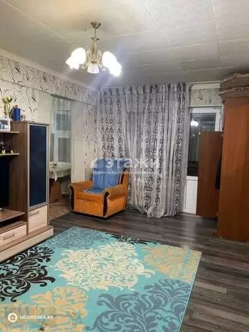 2-комнатная квартира, этаж 2 из 4, 44 м²