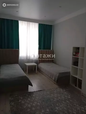 2-комнатная квартира, этаж 1 из 12, 50 м²