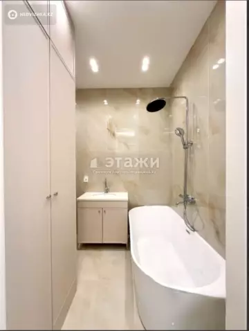 2-комнатная квартира, этаж 5 из 12, 53 м²