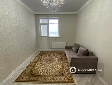 1-комнатная квартира, этаж 9 из 9, 42 м²