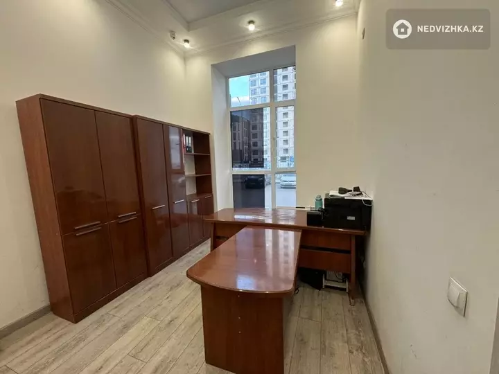 330 м², Торговое помещение, этаж 1 из 9, 330 м², изображение - 1