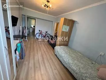 2-комнатная квартира, этаж 4 из 4, 50 м²