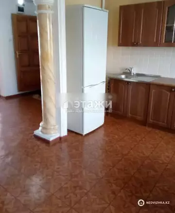 3-комнатная квартира, этаж 5 из 5, 60 м²