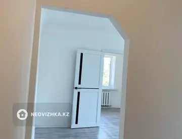 2-комнатная квартира, этаж 2 из 2, 41 м²