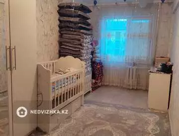 2-комнатная квартира, этаж 4 из 5, 44 м²