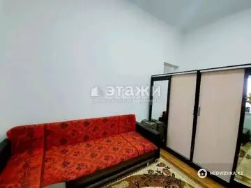 2-комнатная квартира, этаж 9 из 9, 42 м²