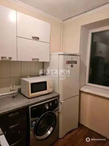 2-комнатная квартира, этаж 3 из 4, 44 м²