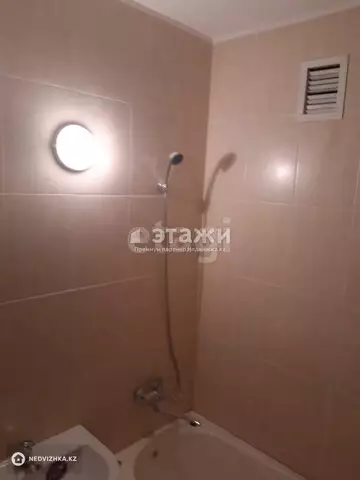 3-комнатная квартира, этаж 3 из 5, 61 м²