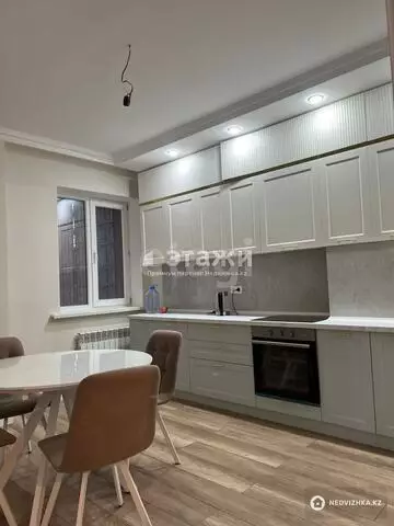 3-комнатная квартира, этаж 6 из 14, 107 м²