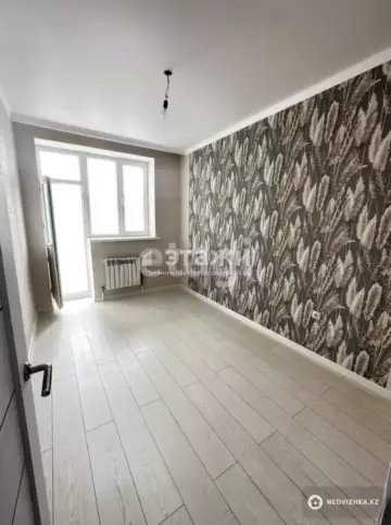 1-комнатная квартира, этаж 8 из 10, 39 м²