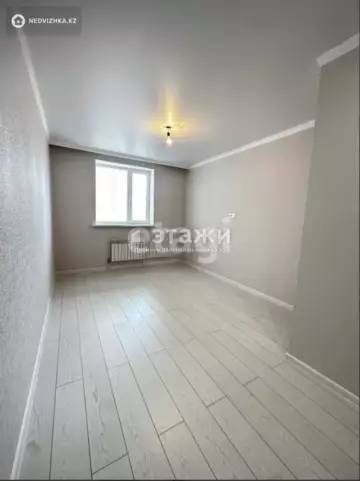 1-комнатная квартира, этаж 8 из 10, 39 м²